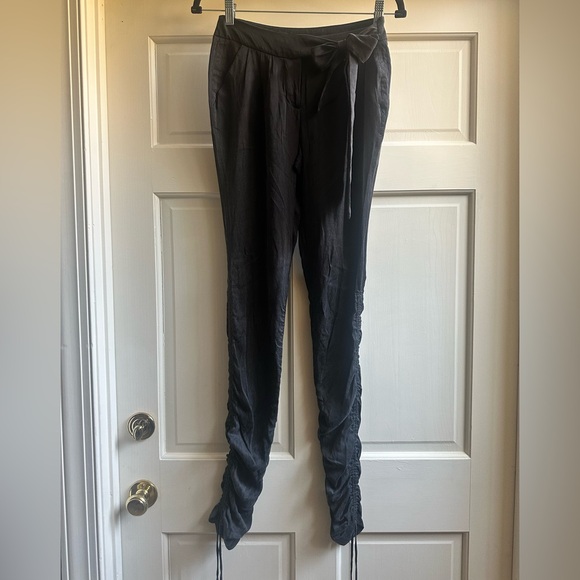 100% silk Bebe pant - Picture 1 of 7